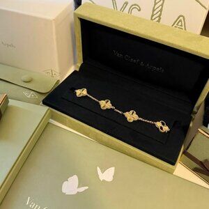 ✅ Van Cleef & Arpels 18K Laser Gold Bracelet